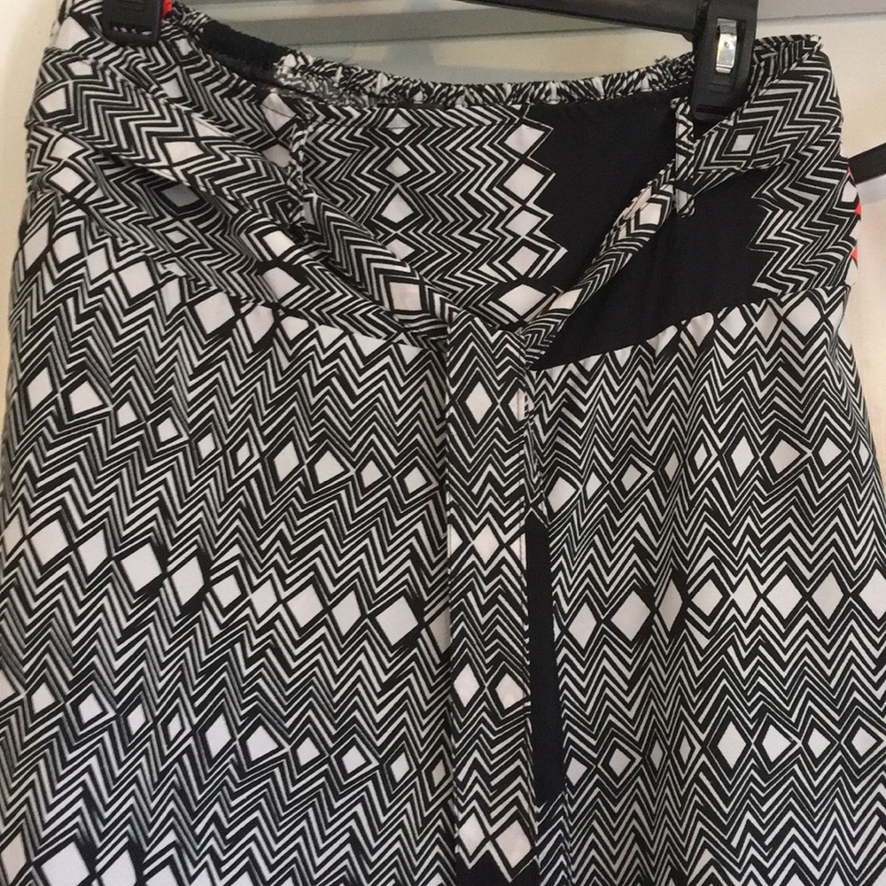 2pc Tank top & palazzo pants set - Picture 4 of 5